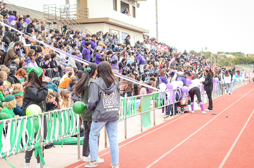Warriors are seen cheering for their grade level during the Winter Rally. With high spirits, outdoor rallies allowed closer bonding post-pandemic.