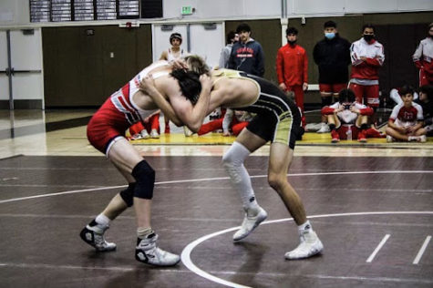 On December 2, 2021, West High’s Boys’ Wrestling Team threw it down in the ring in their duel against Redondo Union High School. This season, the team put in great efforts to get back at the SeaHawks since last year’s hard-fought loss, but unfortunately lost to Redondo Union for the second time, though putting up quite the fight. The team plans on continuing to put great efforts into practice every day in hopes of huge accomplishments this season.
