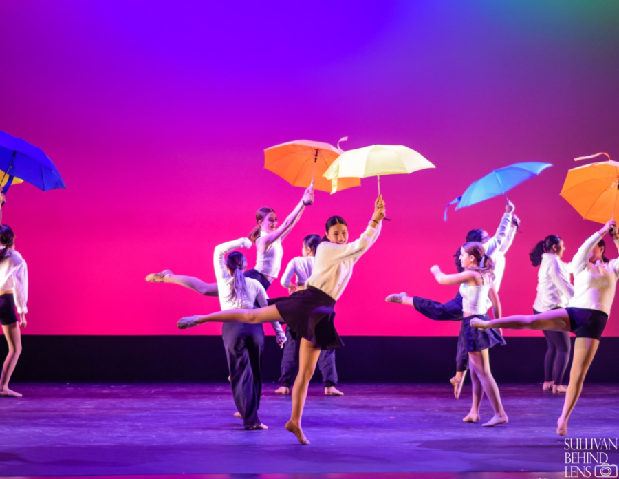 During Beginning dance’s “I’ll Be There For You” routine, dancers leap and twirl with colorful umbrellas to the rhythm of the upbeat music. The song is the theme song from the famous tv show Friends, and Phillips explained that the team “used umbrella props so we based the dance around that.”  