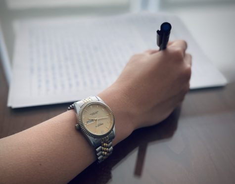 Though firmly embedded into AP English curriculum, timed writes can encourage rushed, single-draft essays, leaving students little opportunity for improvement in grammar conventions and professional writing. 